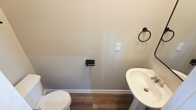 Foto del edificio - The Gardens at Summit 3 Bedroom Townhome