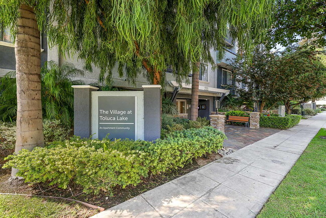 Foto del edificio - The Village at Toluca Lake