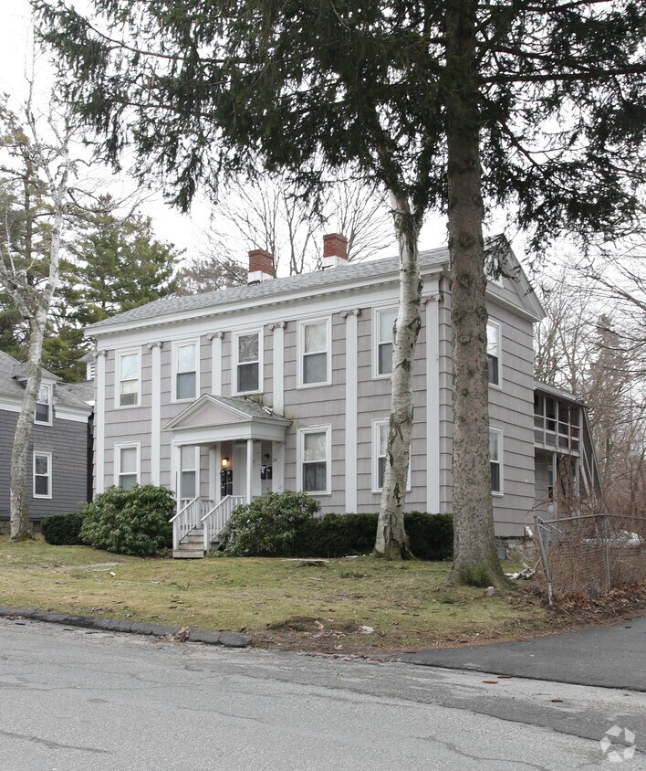 14 Broad St, Pittsfield, MA 01201 Apartments in Pittsfield, MA