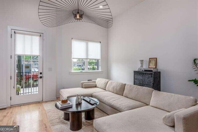 Foto del edificio - 2162 Bristol Cv