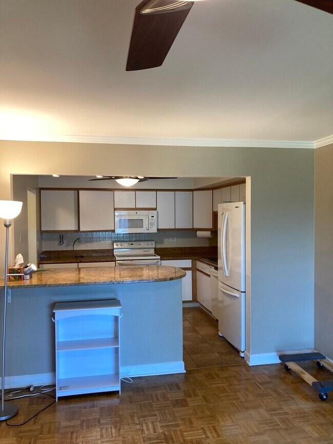 Building Photo - 2226 S Goebbert Rd