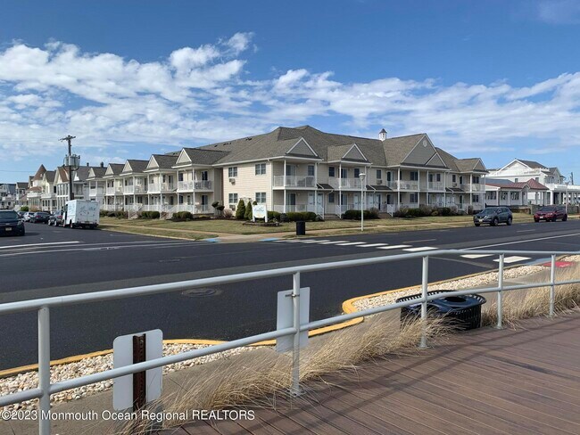 Foto del edificio - 605 Ocean Ave