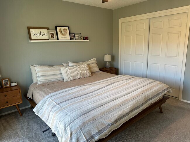 Foto del edificio - 2921 Richard Dr