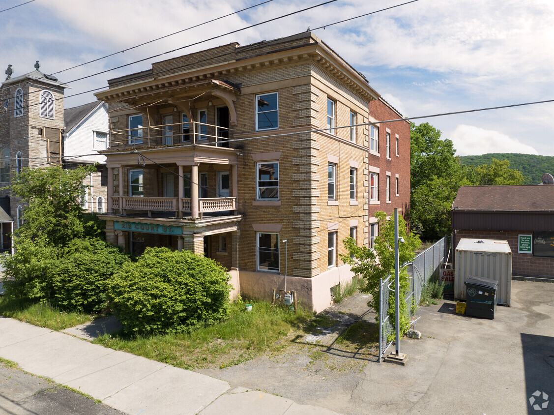 Prime Investment Opportunity - 212 Court St