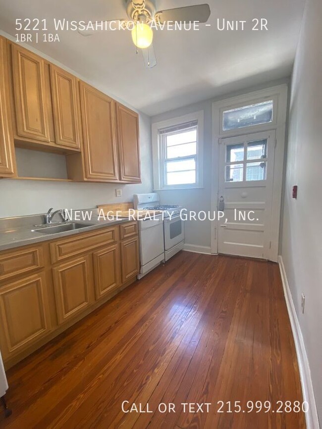 Building Photo - 5221 Wissahickon Ave