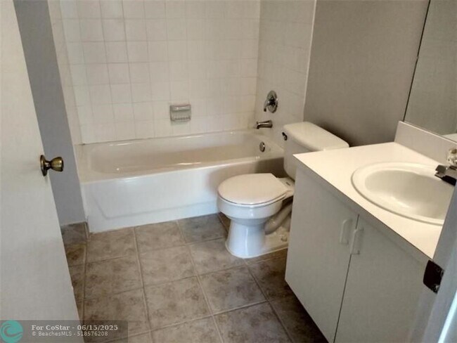 Foto del edificio - 4163 N Haverhill Rd