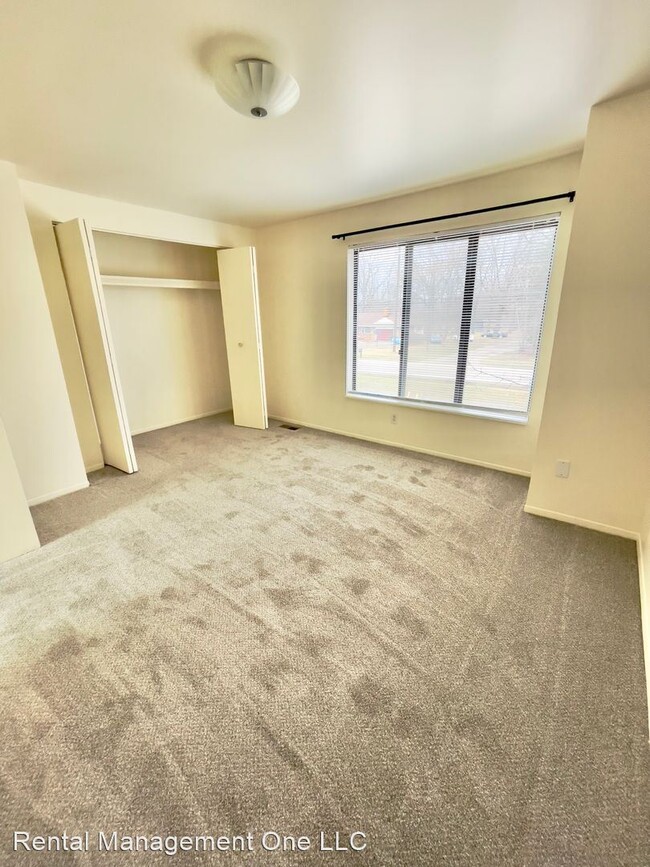 Building Photo - 2 br, 1.5 bath House - 1019 Glengary