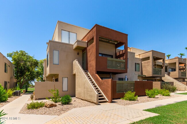 Building Photo - 3600 Hayden Rd