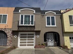 Building Photo - 1630 40th Ave