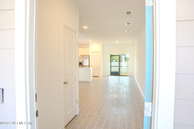 Foto del edificio - 2221 Windward Cay Ln