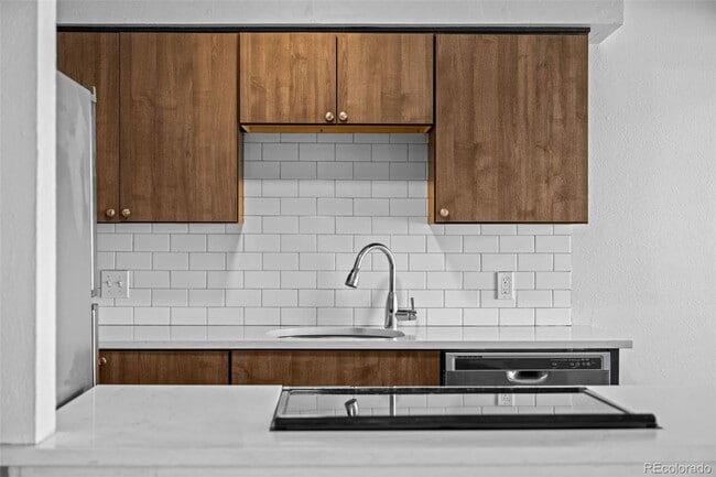 Foto del edificio - Metro Denver Condo with all the amenities
