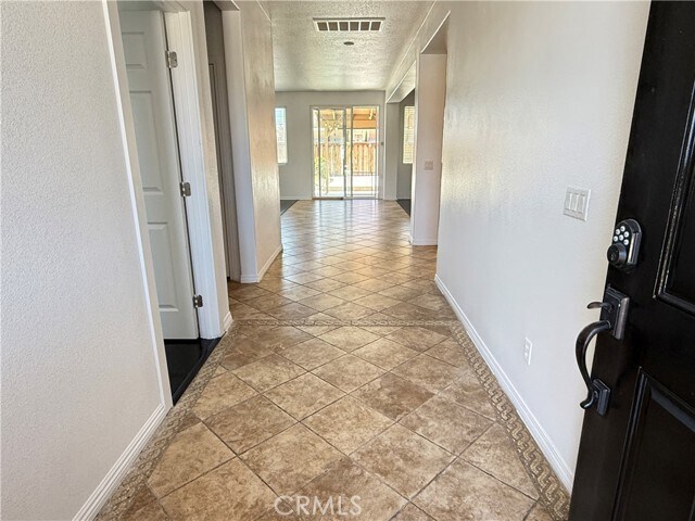Foto del edificio - 9093 Seal Beach Dr