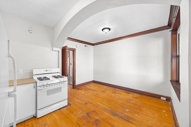 Building Photo - 1838 50th Ct