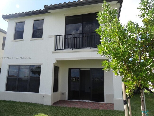 Building Photo - 9691 W 35 Ct