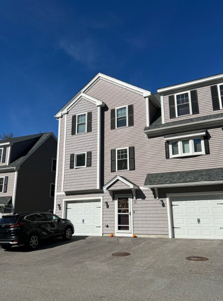 Primary Photo - 16 Sugar Maple Ln