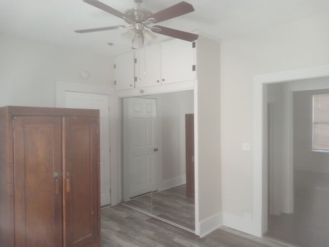 Building Photo - 917 Garland Ave