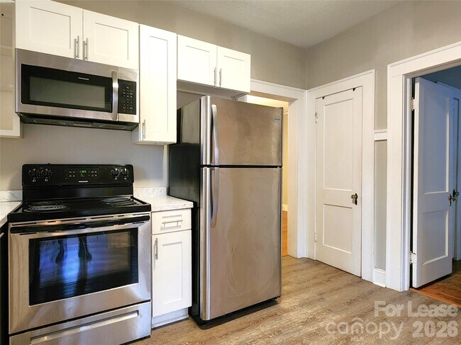 Foto del edificio - 337 N 9th St