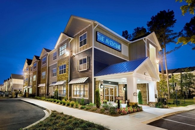 Building Photo - The Aventine Greenville