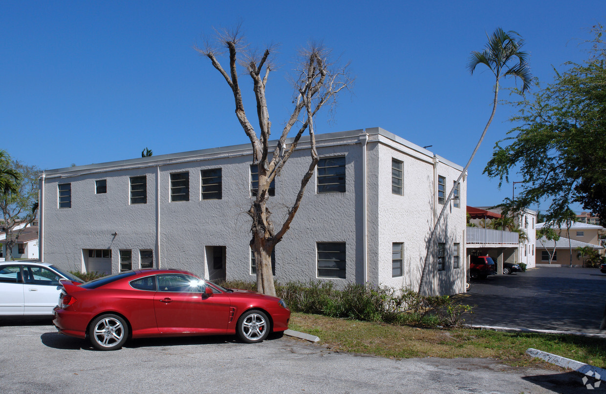 Building Photo - Camino Verde Rental Apartments