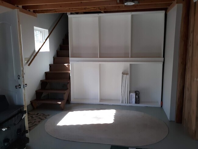 Building Photo - 318 Fosterville Rd