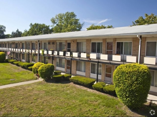 Building Photo - Rochester House Apartments