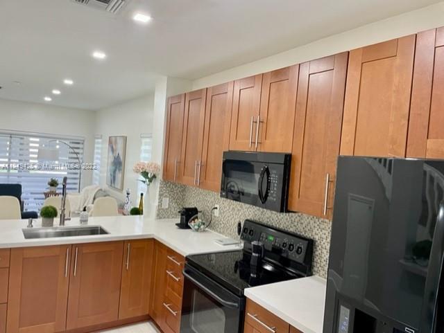 Photo - 447 SW 122nd Ter Townhome