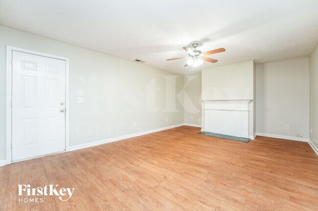 Building Photo - 7166 Stonebrook Ln
