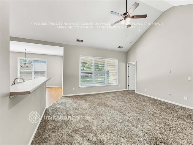 Building Photo - 5020 Fieldstone View Cir