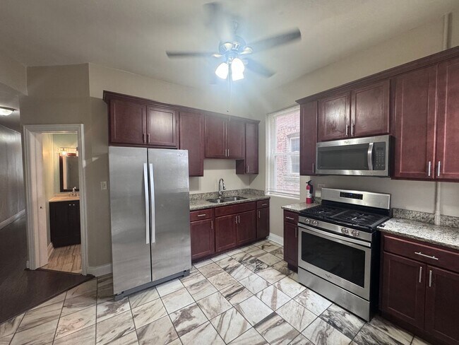 Foto del edificio - Beautiful 2-Bedroom 1-bath Graystone Apart...