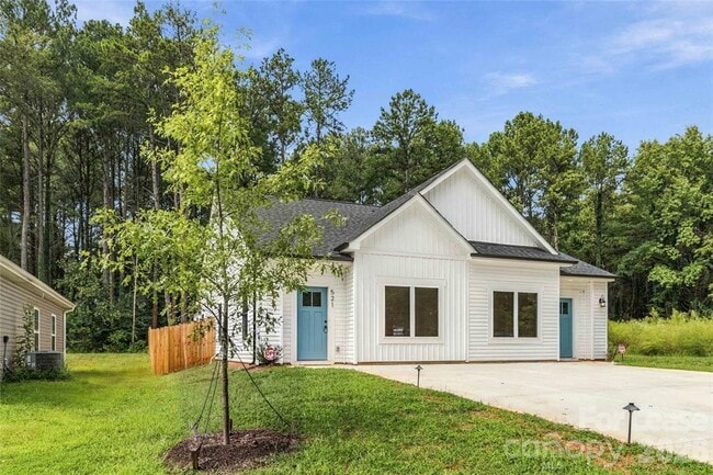 Building Photo - 521 N Linwood Ave