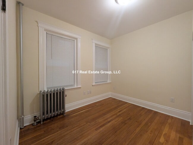 Foto del edificio - 29 Park Dr