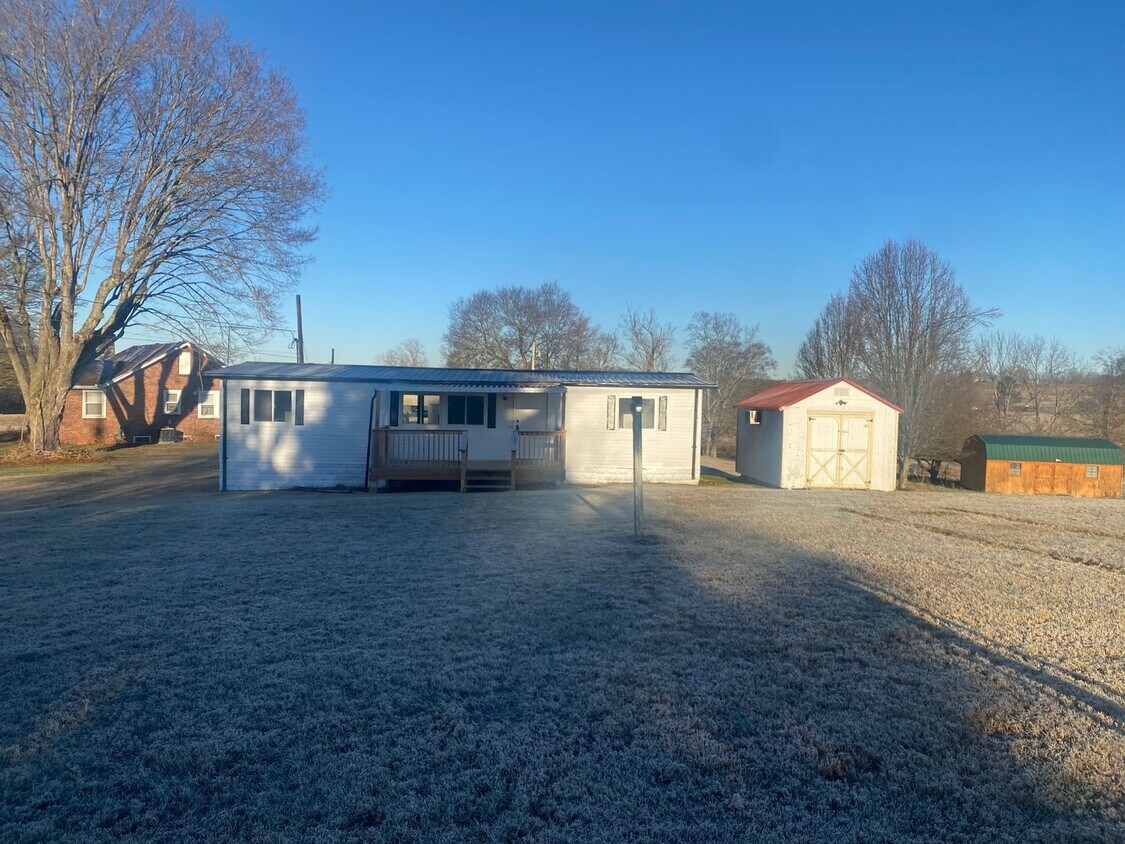 Primary Photo - 3 Bedroom, 2 Bath Home located in Chuckey, TN