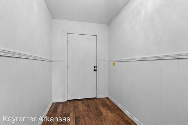 Building Photo - 3 br, 2 bath House - 4100 Miller Drive