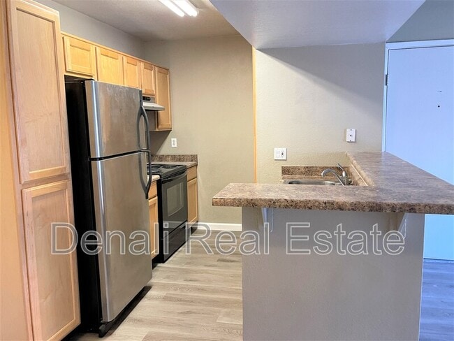 Building Photo - 2938 N 61st Pl