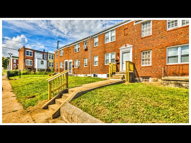 Foto del edificio - 3704 W Franklin St