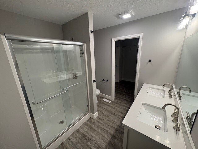 Foto del edificio - 233 W Lester St