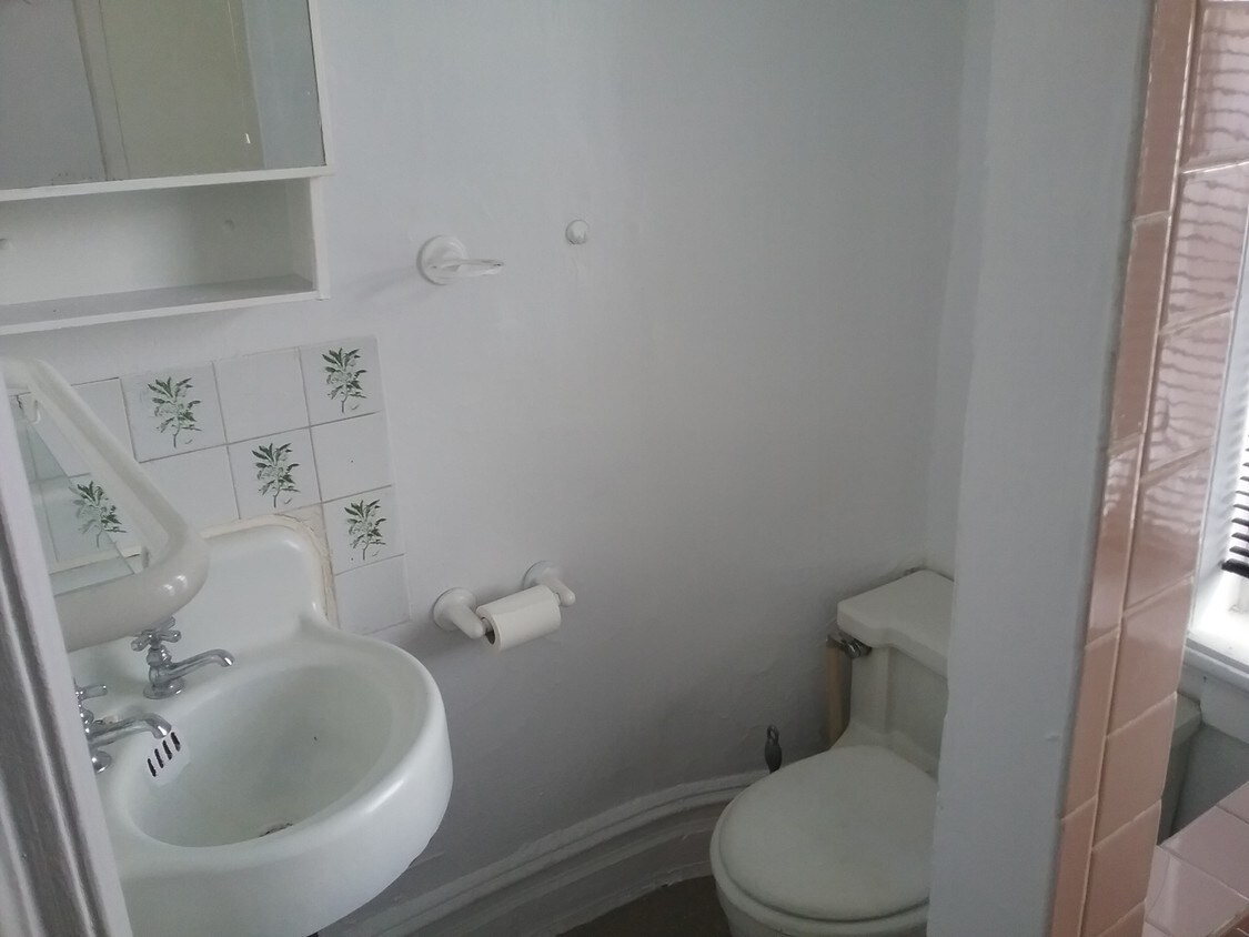 44 New Ave Unit N/A, Yonkers, NY 10704 Apartment for Rent in Yonkers, NY