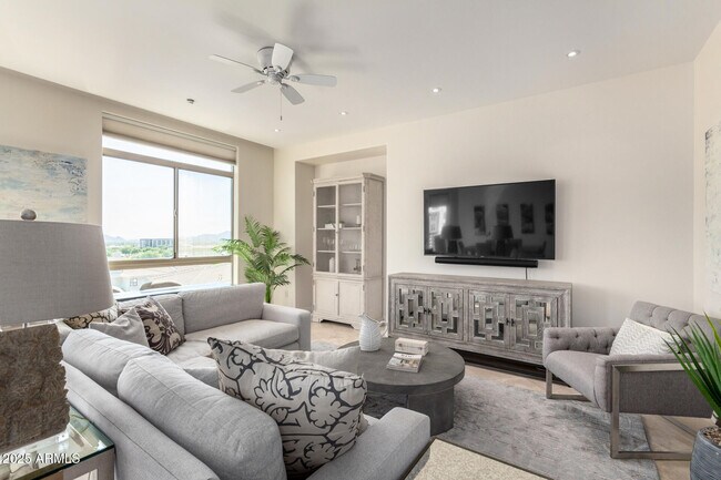 Foto del edificio - 15802 N 71st St