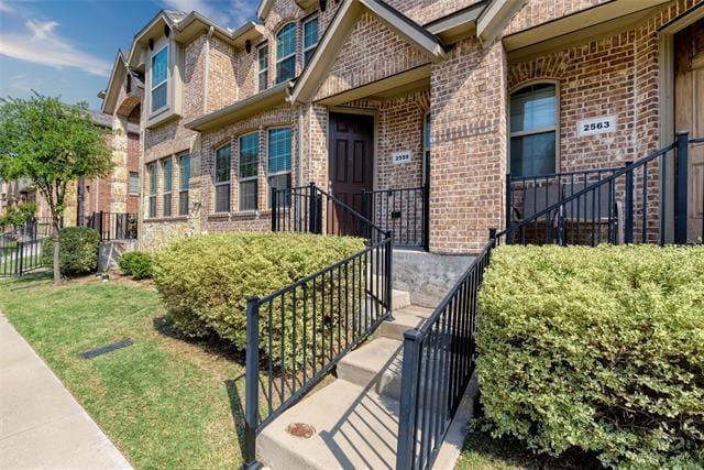 Building Photo - 2559 Adam Ln