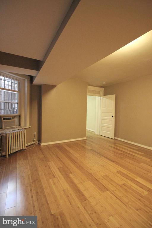 Building Photo - 1809 19th St NW