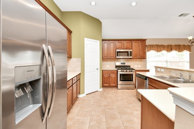 Building Photo - 7303 Slippery Elm Ln