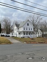 Building Photo - 12 Maple St
