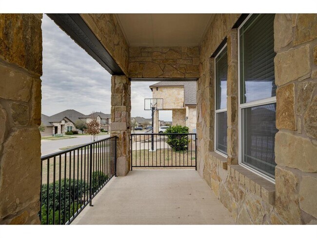 Building Photo - 11305 Reading Way