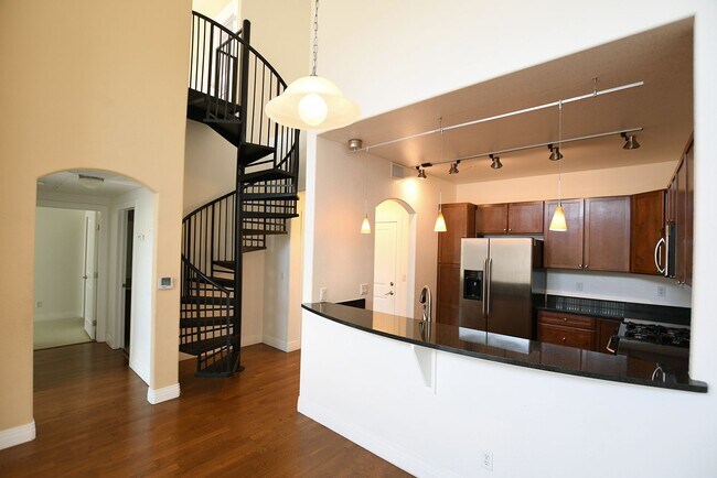 Foto del edificio - Centennial Condo for Rent! Outdoor Pool an...
