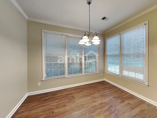 Building Photo - 6263 Braidwood Run NW