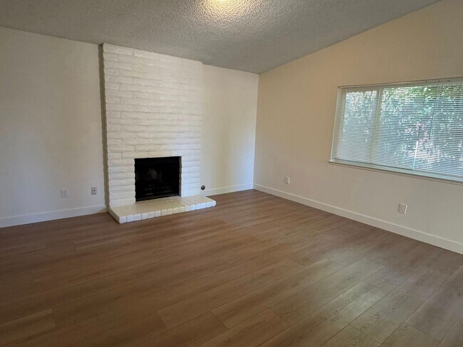 Building Photo - 5546-5548 Kohler Avenue