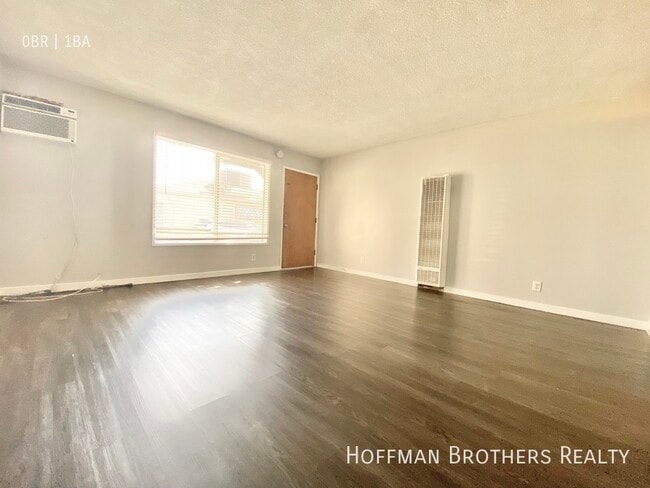 Building Photo - 2028 Pennsylvania Ave