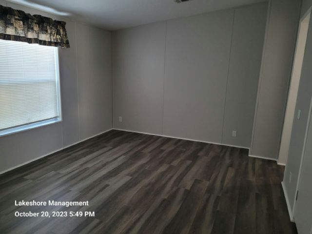Building Photo - 138 Lone Pine Dr