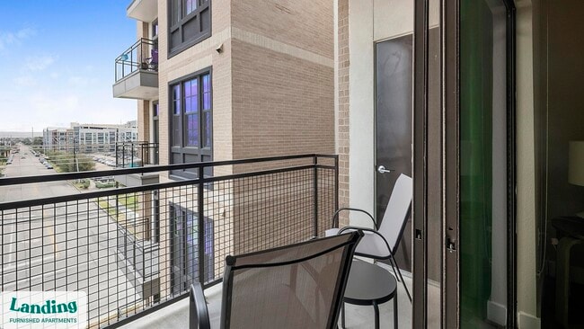 Foto del edificio - 1215 Sawyer St