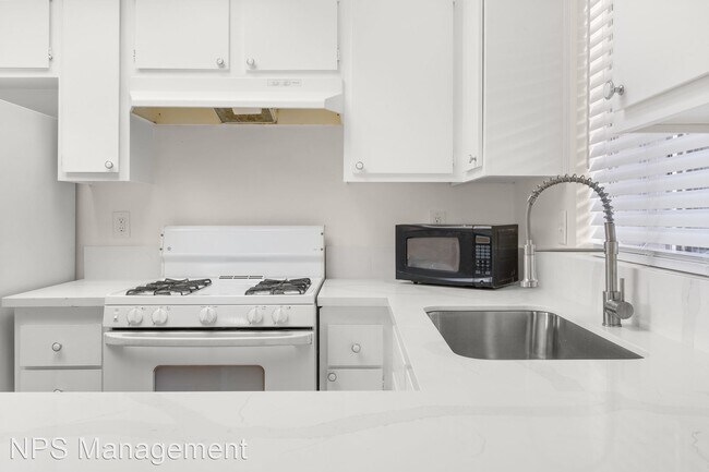Foto del edificio - 1 br, 1 bath Apartment - 402 S Bonnie Brae...